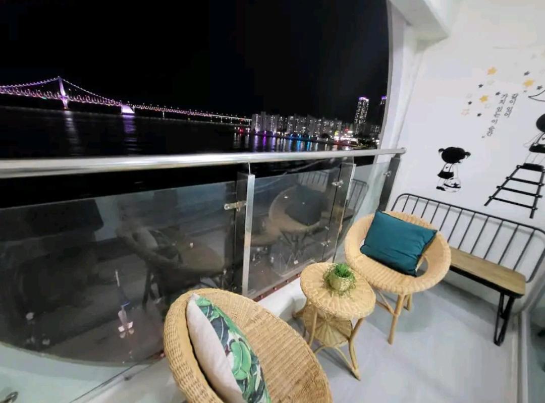 בוסאן Gwangalli Grand Terrace Ocean View מראה חיצוני תמונה