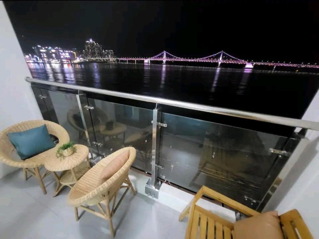בוסאן Gwangalli Grand Terrace Ocean View מראה חיצוני תמונה